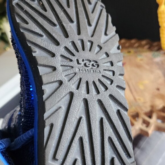 Women's Classic Short Sequin Boot - Blue Sequins Size 5 - Picture 8 of 10